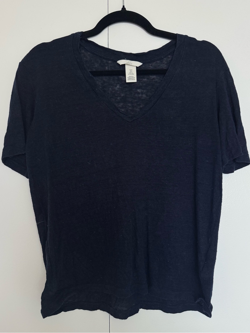 Classic V-Neck Linen Short Sleeve Top - Black